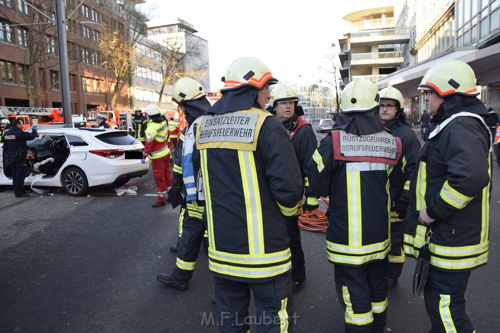 VU PKW Strab Koeln Mitte Pipinenstr Hohestr P054.JPG - Miklos Laubert